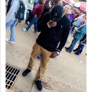 Meet your Posher, Ronald